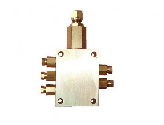 TLR5油气分配器